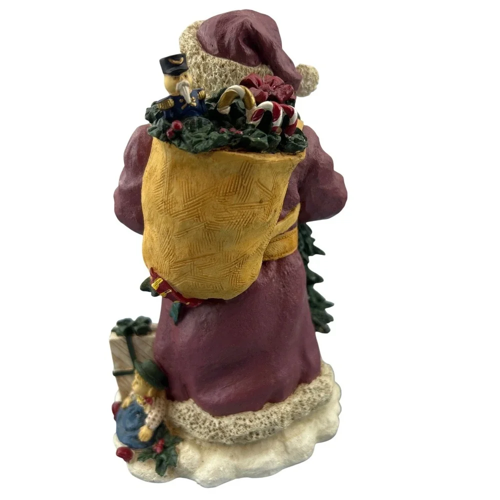 Collegiate Collectables off resin